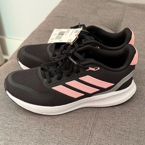 Adidas Girls Black and Pink Sneakers